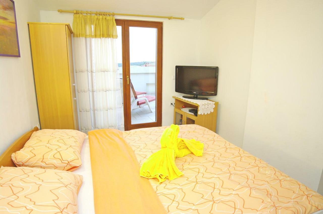 Apartments Cezar Vinkuran Exterior foto