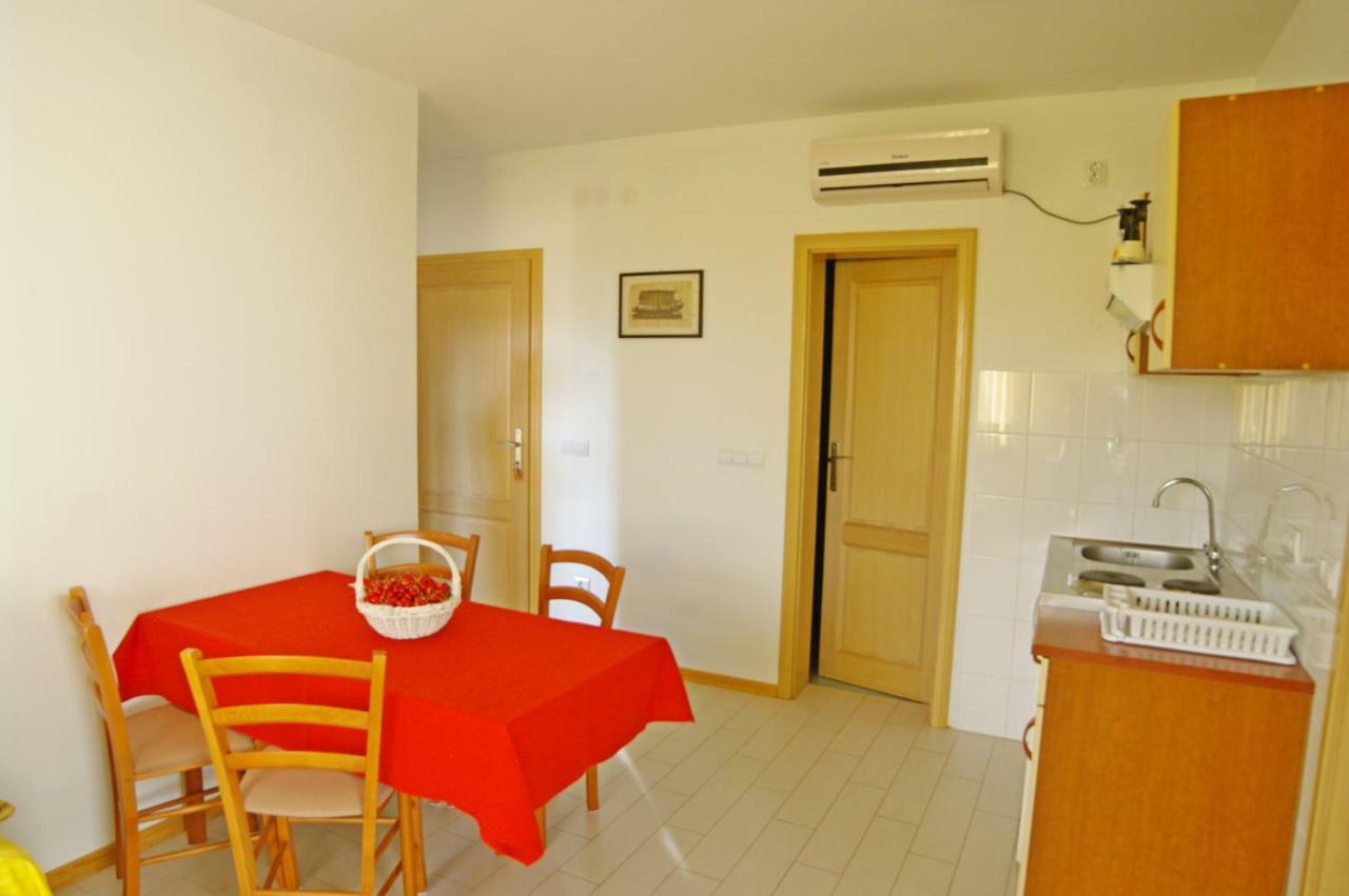 Apartments Cezar Vinkuran Exterior foto