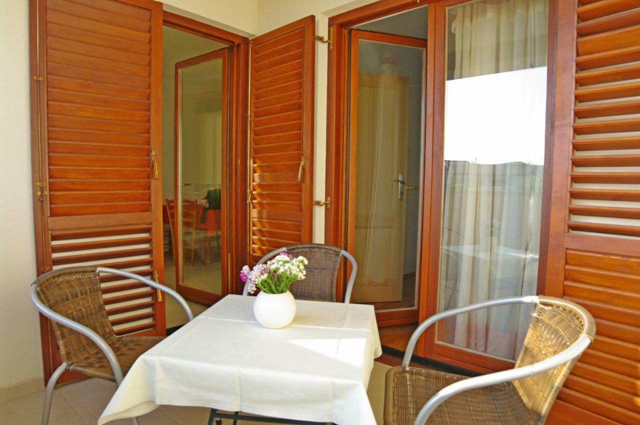 Apartments Cezar Vinkuran Exterior foto